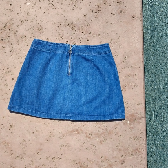 zip up jean skirt